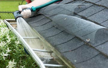 Walnuttree Green gutter cleaning costs